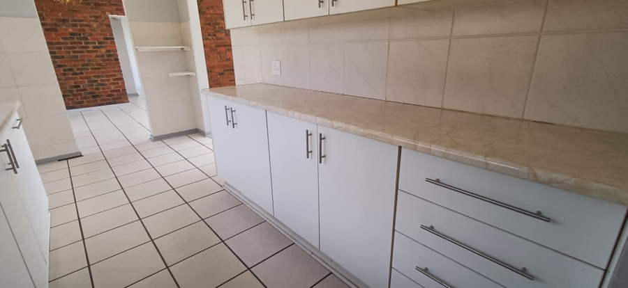 To Let 3 Bedroom Property for Rent in Morelig Free State